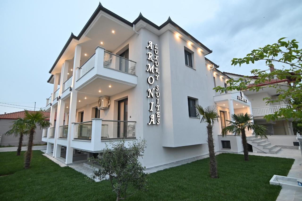 Armonia Luxury Suites เนอาวรัสนา ภายนอก รูปภาพ