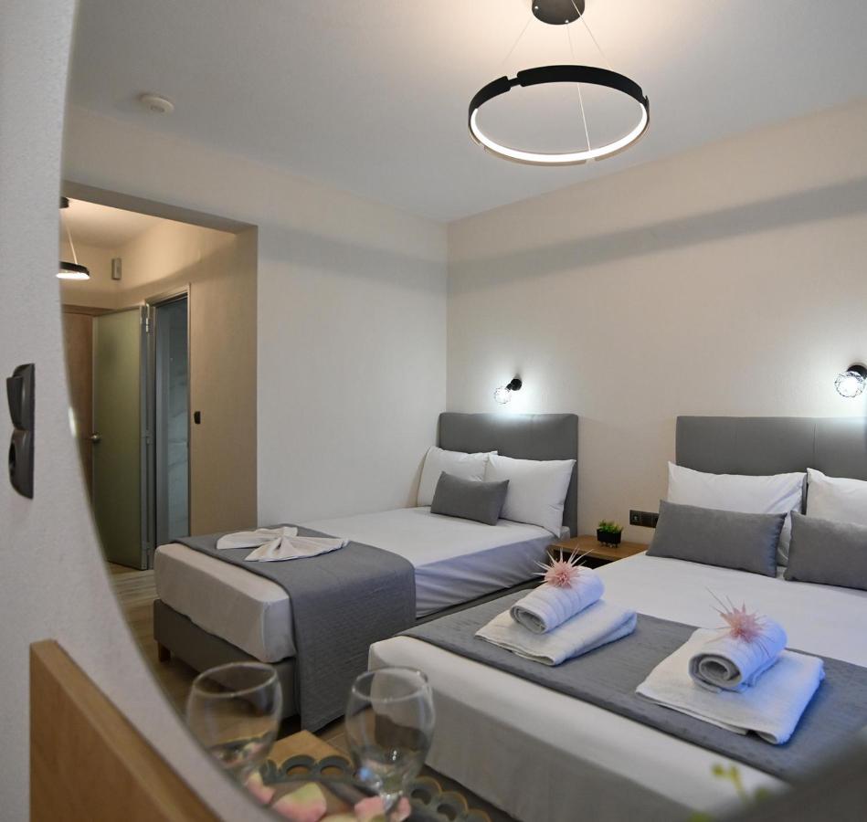 Armonia Luxury Suites เนอาวรัสนา ภายนอก รูปภาพ
