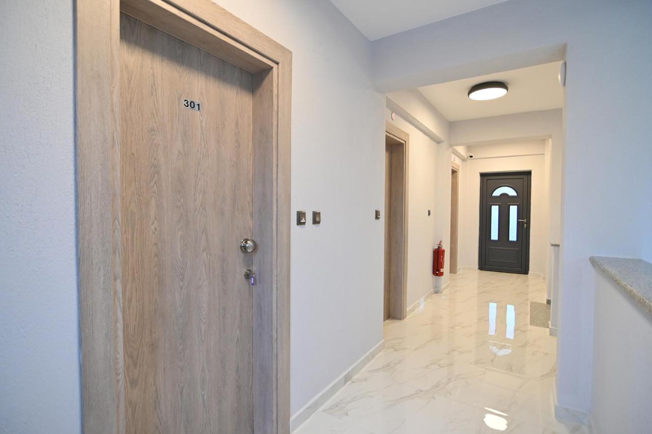 Armonia Luxury Suites เนอาวรัสนา ภายนอก รูปภาพ