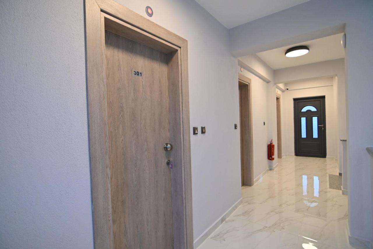 Armonia Luxury Suites เนอาวรัสนา ภายนอก รูปภาพ