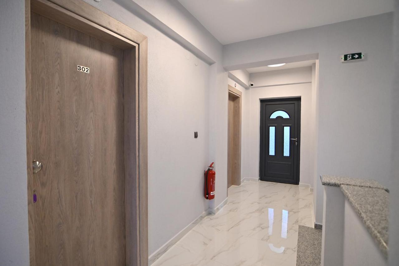 Armonia Luxury Suites เนอาวรัสนา ภายนอก รูปภาพ